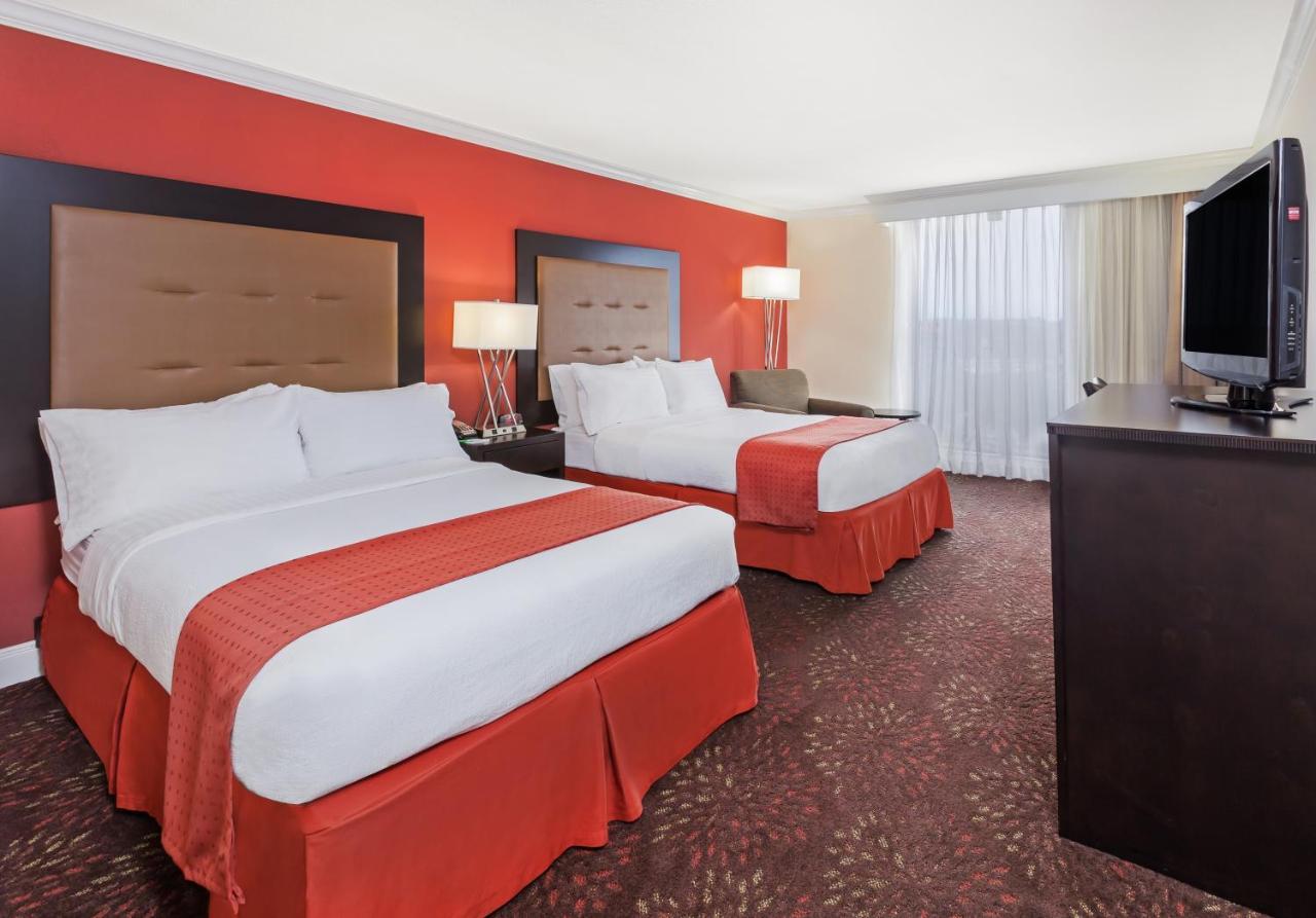 Holiday Inn Tyler - Conference Center By Ihg Esterno foto