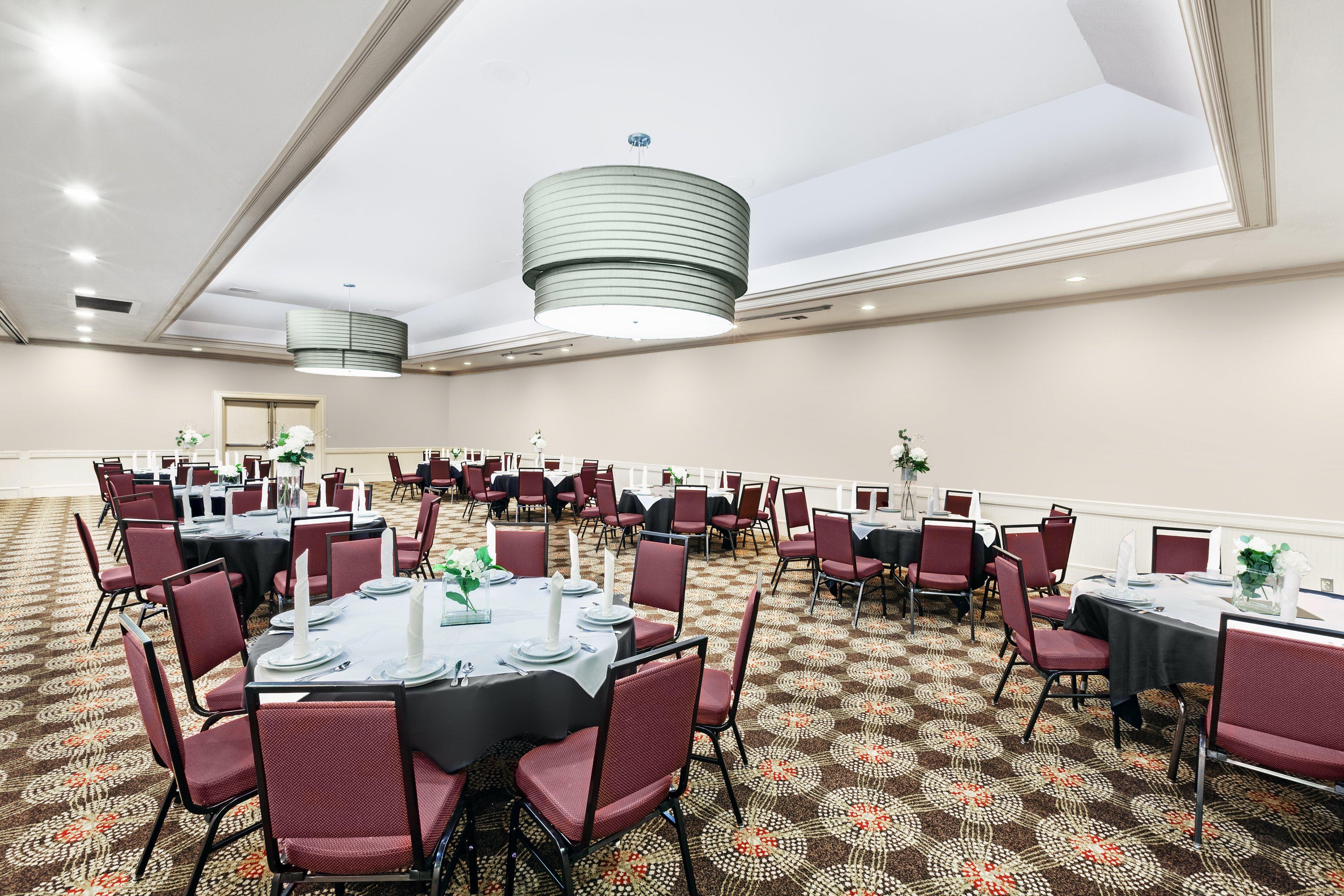 Holiday Inn Tyler - Conference Center By Ihg Esterno foto