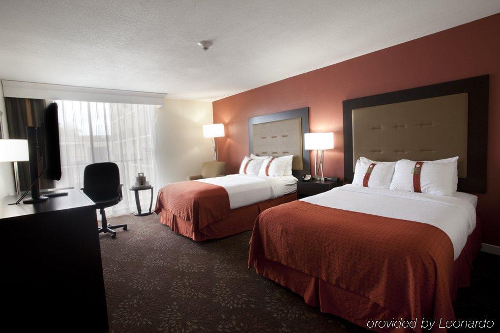 Holiday Inn Tyler - Conference Center By Ihg Esterno foto
