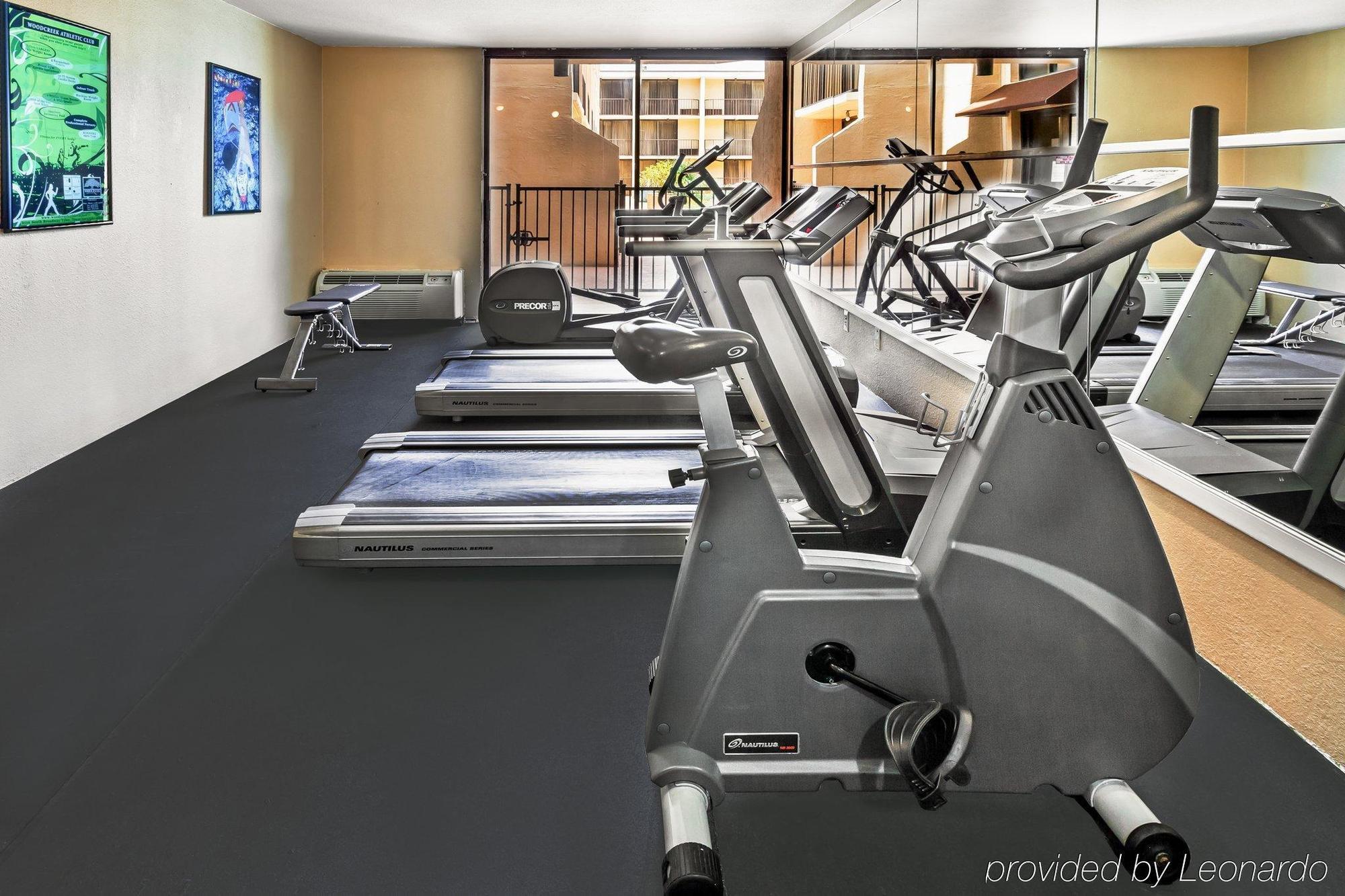 Holiday Inn Tyler - Conference Center By Ihg Esterno foto