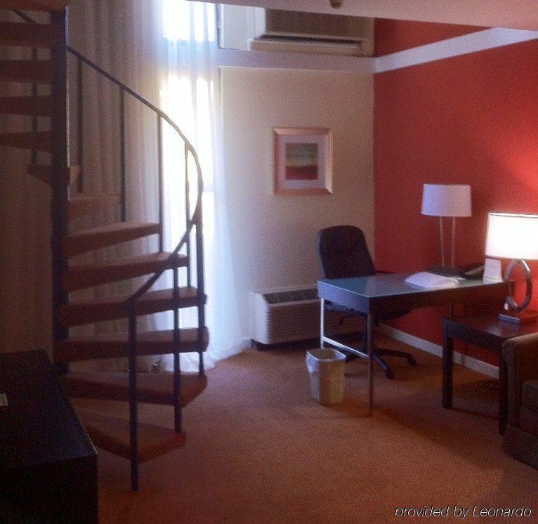 Holiday Inn Tyler - Conference Center By Ihg Esterno foto