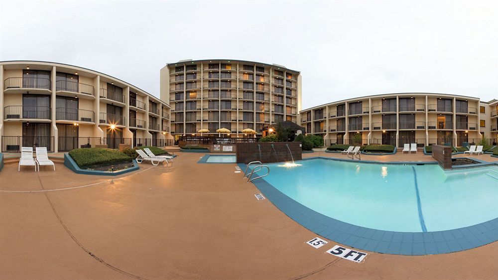Holiday Inn Tyler - Conference Center By Ihg Esterno foto